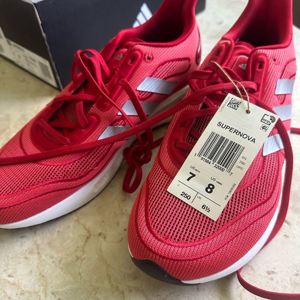 Adidas Supernova  7men/8wmn  NWT